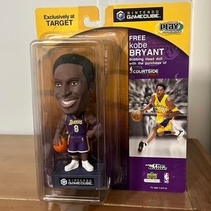 2002 Kobe Bryant Lakers Upper Deck Playmakers Nintendo Target Exclsv Bobblehead